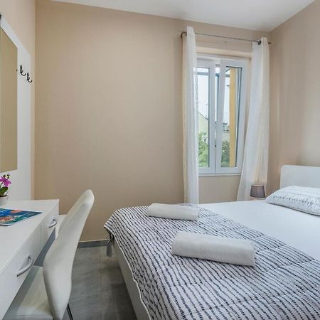 Roberto Rooms โปเรช ภายนอก รูปภาพ