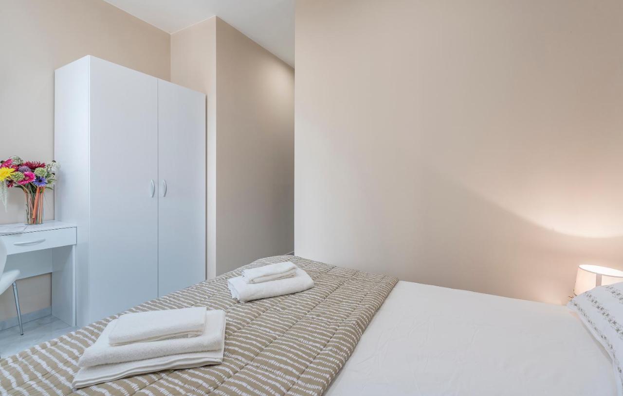 Roberto Rooms โปเรช ภายนอก รูปภาพ